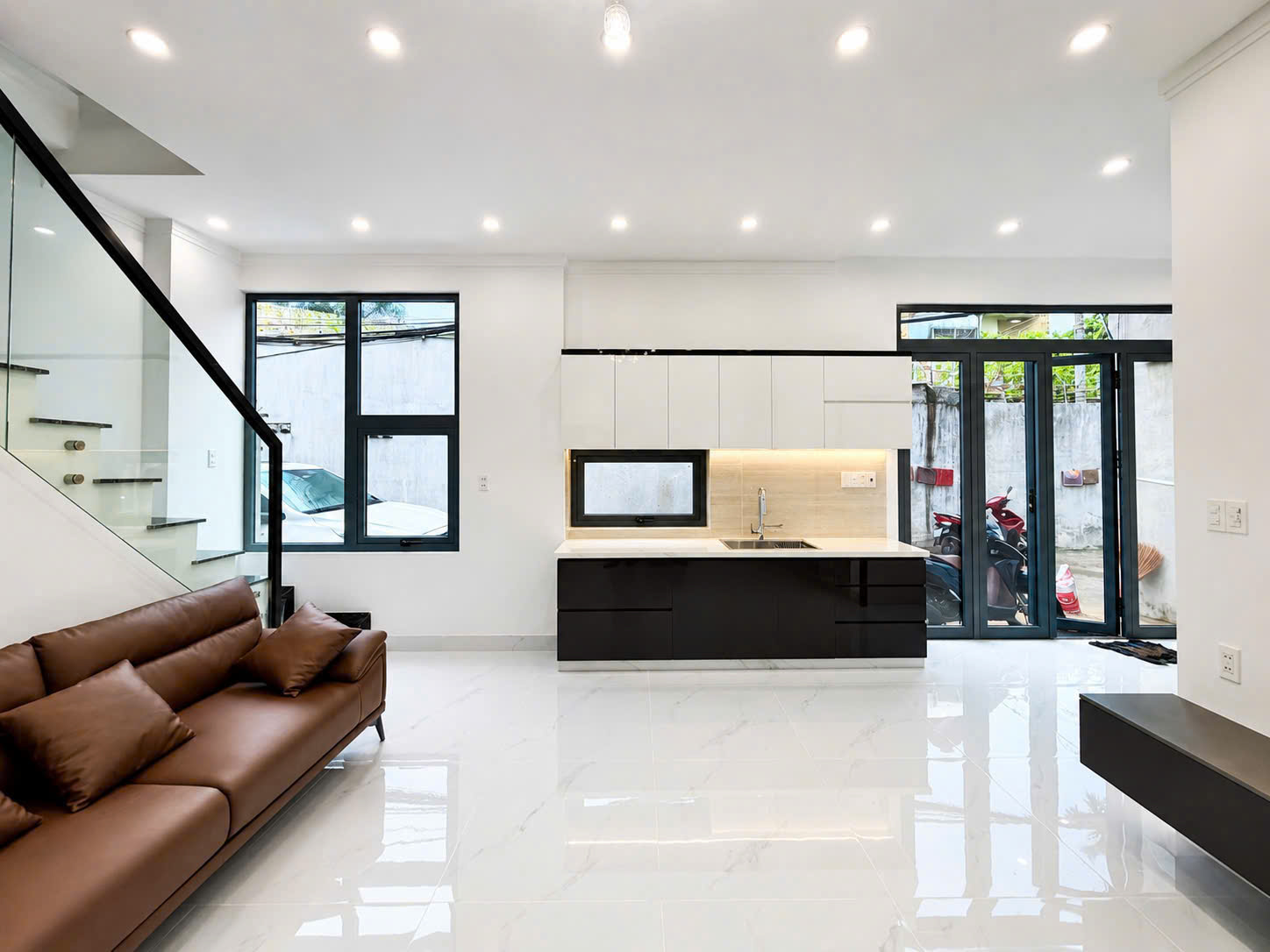 Phòng khách và bếp